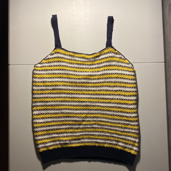 NWT - It’s Our Time - Sweater Tank Top - Size Medium - Picture 5 of 8